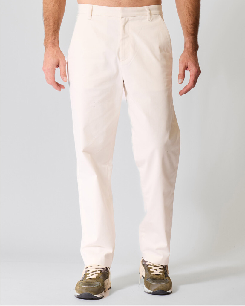 Tech Chino Off White 