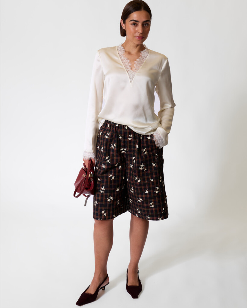 Printed Check Flower Bermuda Cappuccino