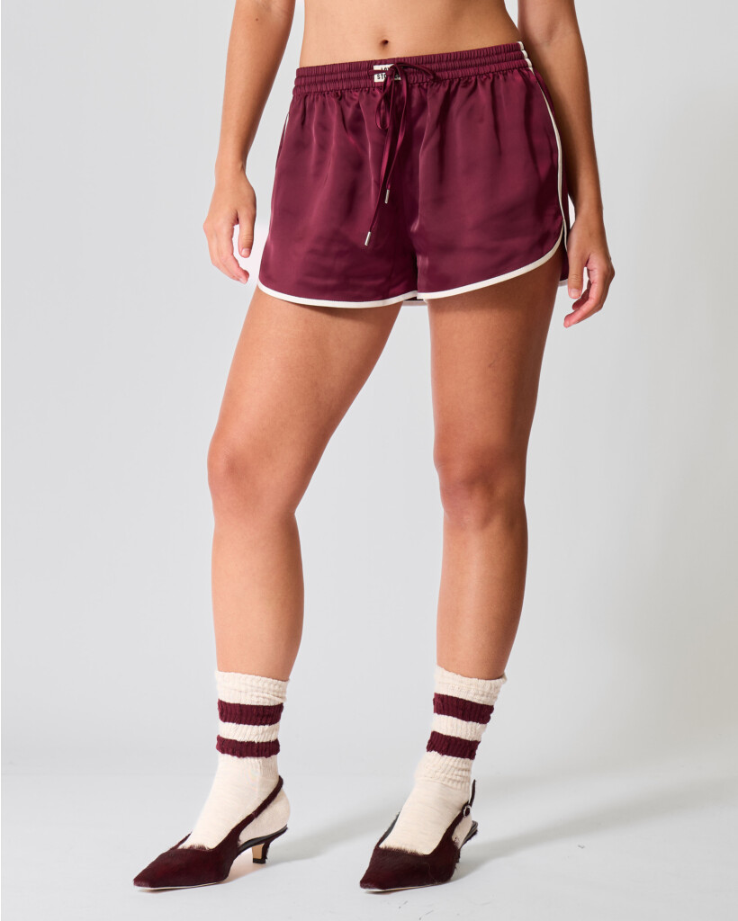 Frankie Satijnlook Short Bordeaux