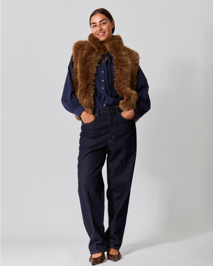 Gill Faux Fur Gilet Blonde