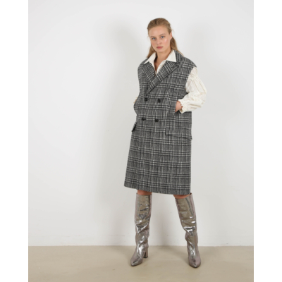 Baum und Pferdgarten Decka Coat Check