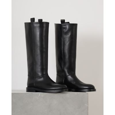 Closed Leather Boots Black