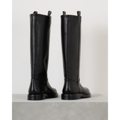 Closed Leather Boots Black