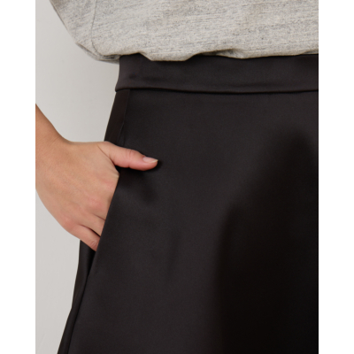 Róhe Voluminous A-Line Satin Skirt Black
