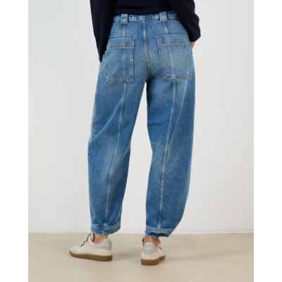 Closed Rhannon Mid Waist Comfort Stretch Barrel Jeans