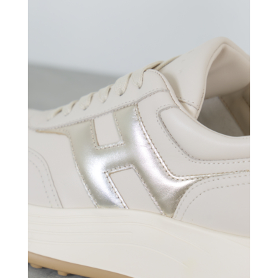 Hogan Hyperlight Suede Sneaker met Hoge Zool Off-White